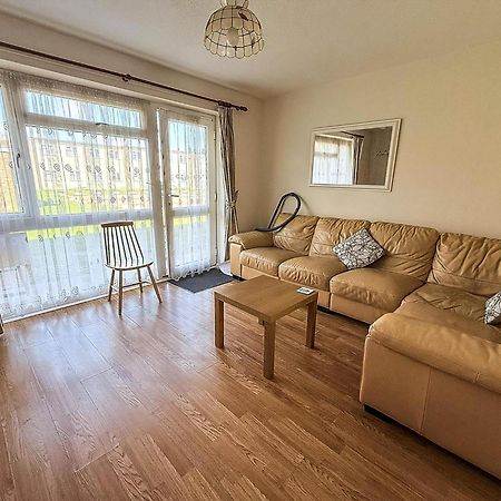 Great 3 Bedroom Chalet To Hire With In Hemsby, Great Seaside Break! Ref 18194B ภายนอก รูปภาพ