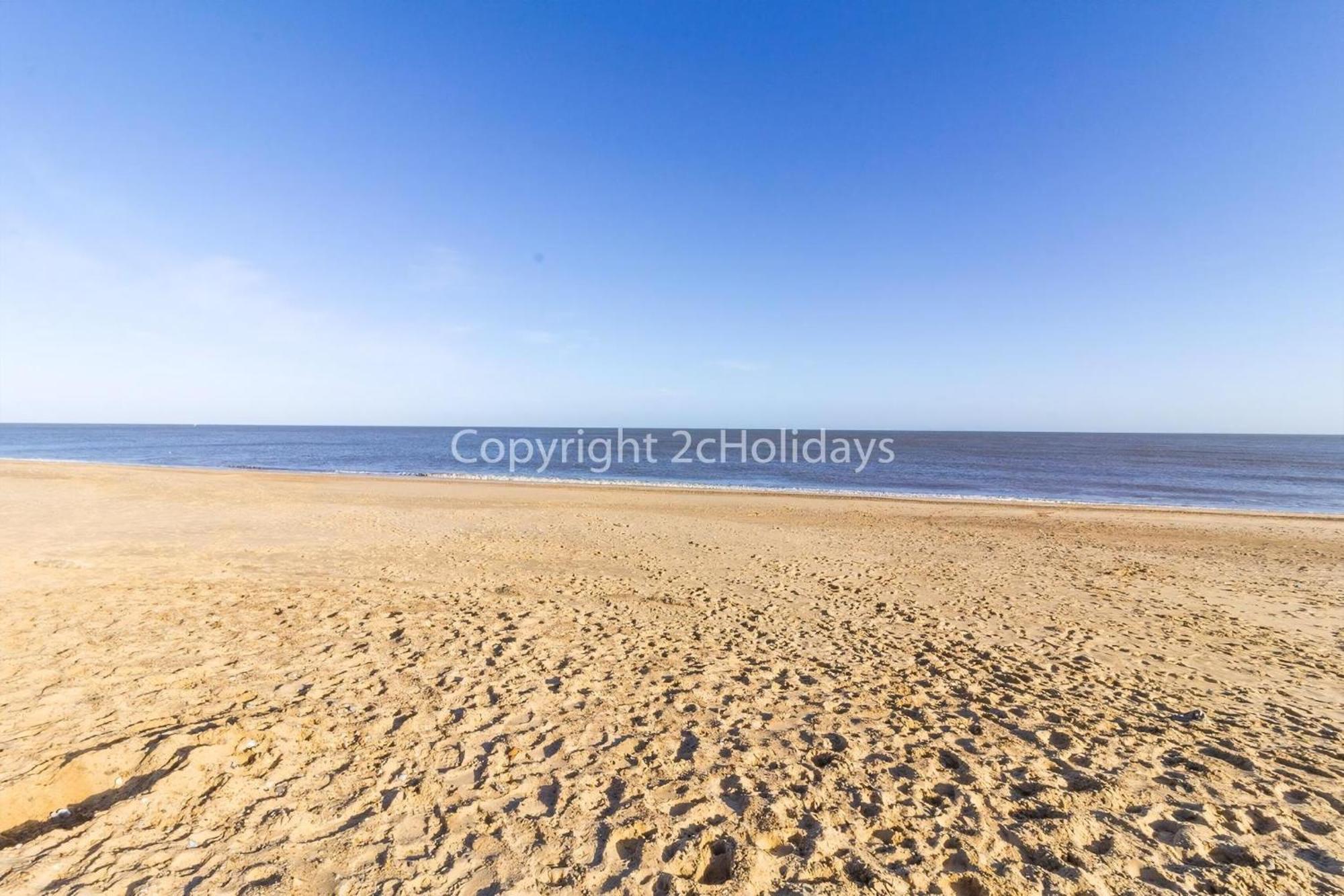 Great 3 Bedroom Chalet To Hire With In Hemsby, Great Seaside Break! Ref 18194B ภายนอก รูปภาพ